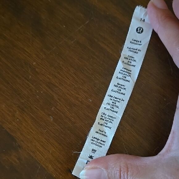 lululemon athletica Accessories - Lululemon White Fabric Care Tag Off Size 14 Lululemon Stretch High-Rise Jogger